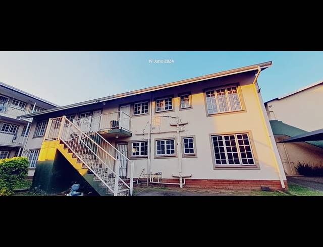 2 BEDROOM APARTMENT FOR SALE IN PELHAM